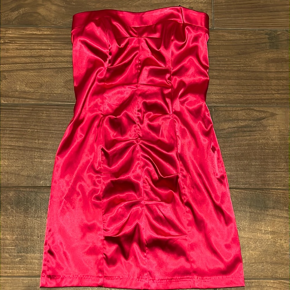 B.Darlin | Strapless Bodycon Dress